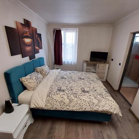 Apartment First December Oradea Exterior foto